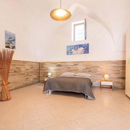 Riviera Dei Cigni - Comfort E Tranquillita Uggiano La Chiesa Bagian luar foto