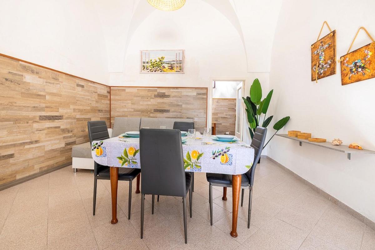 Riviera Dei Cigni - Comfort E Tranquillita Uggiano La Chiesa Bagian luar foto