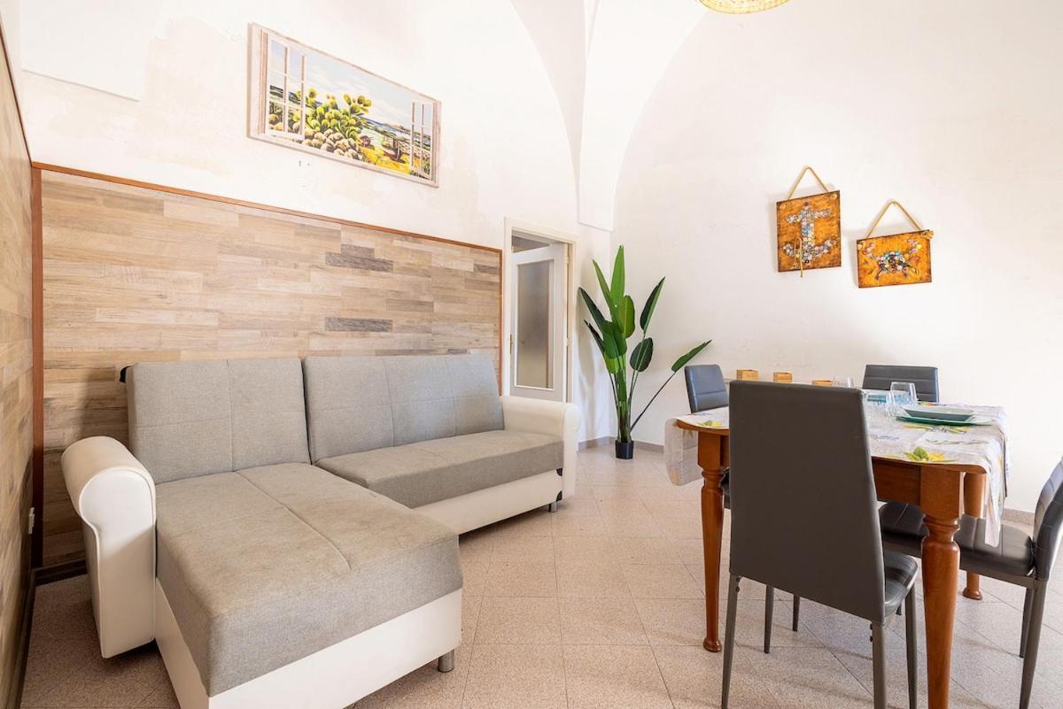 Riviera Dei Cigni - Comfort E Tranquillita Uggiano La Chiesa Bagian luar foto